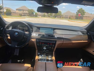 Zdjęcie 9 z 12 samochodu: 2010 BMW 750 LI VIN:WBAKB8C58ACY64395 - miniatura