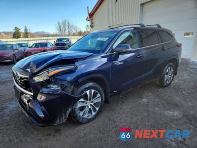 2021 TOYOTA HIGHLANDER HYBRID XLE 5TDGBRCH6MS525842 - główne zdjęcie licytacji z USA - miniatura