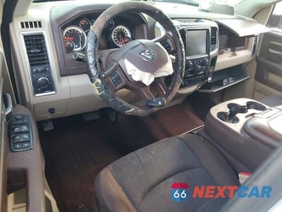 Zdjęcie 8 z 13 samochodu: 2013 RAM 2500 SLT VIN:3C6UR5DL1DG572308 - miniatura