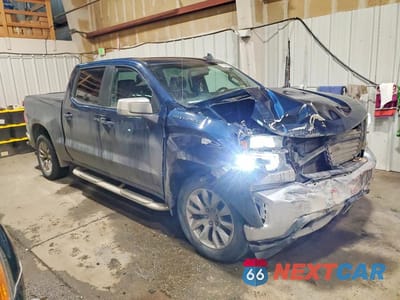 Czwarte zdjęcie samochodu z boku: 2019 CHEVROLET SILVERADO C1500 LT VIN:3GCPWCED4KG199174 - miniatura