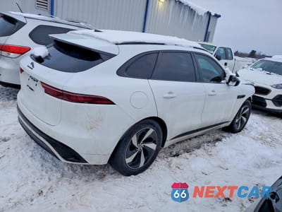Trzecie zdjęcie samochodu z tyłu: 2024 JAGUAR F-PACE R-DYNAMIC S VIN:SADCT2EX2RA728758 - miniatura