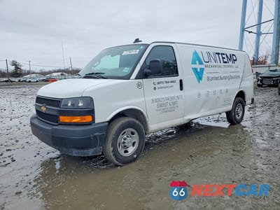 2024 CHEVROLET EXPRESS G2500 1GCWGBFP2R1250529 - główne zdjęcie licytacji z USA - miniatura