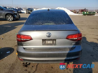 Zdjęcie 6 z 11 samochodu: 2016 VOLKSWAGEN JETTA SPORT VIN:3VWD17AJ3GM259410 - miniatura