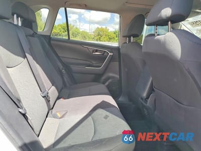 Zdjęcie 11 z 13 samochodu: 2024 TOYOTA RAV4 XLE VIN:2T3W1RFV2RW364735 - miniatura