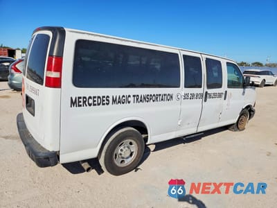 Trzecie zdjęcie samochodu z tyłu: 2014 CHEVROLET EXPRESS G3500 LS VIN:1GAZGZFAXE1114332 - miniatura