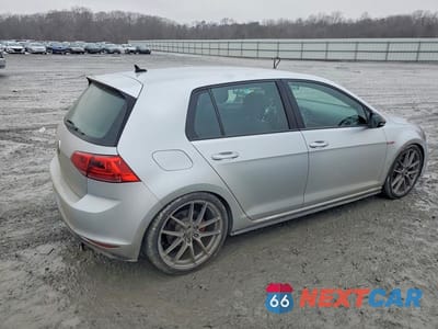 Trzecie zdjęcie samochodu z tyłu: 2016 VOLKSWAGEN GTI S VIN:3VW5T7AU4GM002605 - miniatura
