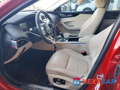 Zdjęcie 7 z 12 samochodu: 2020 JAGUAR XE S VIN:SAJAE4FX5LCP63265 - miniatura
