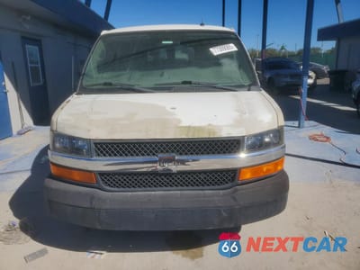 Piąte zdjęcie samochodu w środku: 2015 CHEVROLET EXPRESS G3500 LT VIN:1GAZG1FG4F1252035 - miniatura