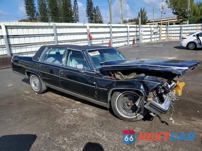 Czwarte zdjęcie samochodu z boku: 1981 CADILLAC FLEETWOOD BROUGHAM VIN:1G6AB6998B9134839 - miniatura