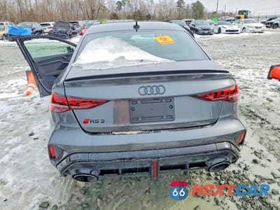 Zdjęcie 6 z 13 samochodu: 2026 AUDI RS3 VIN:WUAGWDGY6TA904033 - miniatura