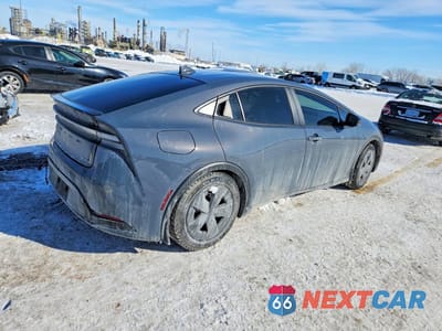 Trzecie zdjęcie samochodu z tyłu: 2025 TOYOTA PRIUS VIN:JTDACACUXS3053323 - miniatura