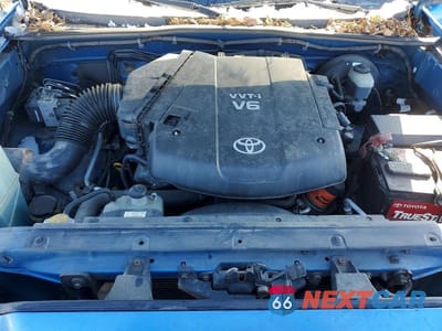 Zdjęcie 11 z 12 samochodu: 2005 TOYOTA TACOMA DOUBLE CAB VIN:5TELU42NX5Z036139 - miniatura