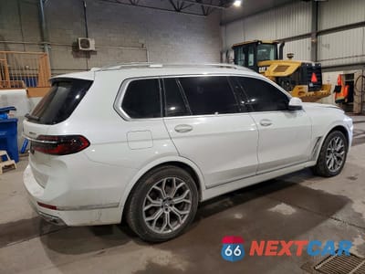 Trzecie zdjęcie samochodu z tyłu: 2024 BMW X7 XDRIVE40I VIN:5UX23EM07R9V99378 - miniatura