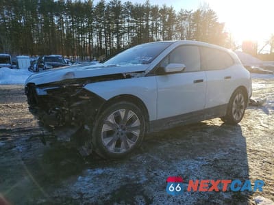 2024 BMW IX XDRIVE50 WB523CF07RCP09234 - główne zdjęcie licytacji z USA - miniatura
