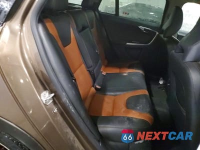 Zdjęcie 10 z 11 samochodu: 2016 VOLVO V60 CROSS COUNTRY PLATINUM VIN:YV4612HM9G1007802 - miniatura