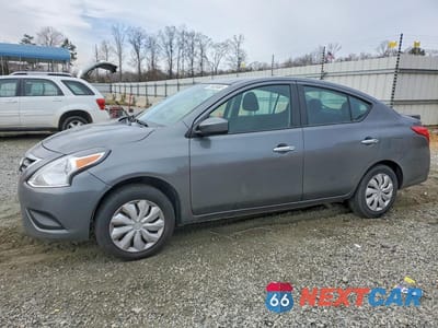 2016 NISSAN VERSA S 3N1CN7AP2GL817117 - główne zdjęcie licytacji z USA - miniatura