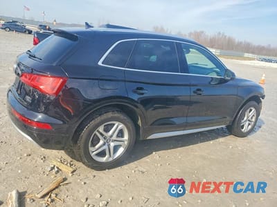 Trzecie zdjęcie samochodu z tyłu: 2018 AUDI Q5 PREMIUM PLUS VIN:WA1BNAFY4J2115066 - miniatura