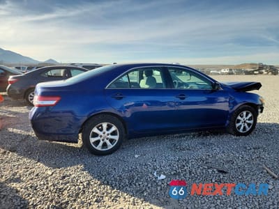 Trzecie zdjęcie samochodu z tyłu: 2010 TOYOTA CAMRY LE VIN:4T4BF3EK0AR083007 - miniatura