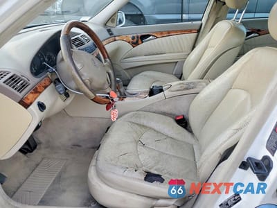 Zdjęcie 7 z 12 samochodu: 2004 MERCEDES-BENZ E 320 VIN:WDBUH65JX4A481968 - miniatura