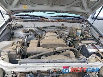 Zdjęcie 11 z 12 samochodu: 2001 TOYOTA TUNDRA SR5 VIN:5TBRT34101S154461 - miniatura