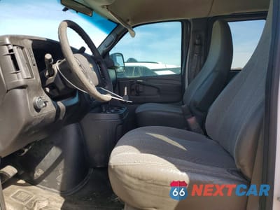 Zdjęcie 7 z 12 samochodu: 2013 CHEVROLET EXPRESS G3500 LT VIN:1GAZG1FGXD1185129 - miniatura