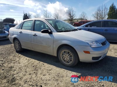 Czwarte zdjęcie samochodu z boku: 2007 FORD FOCUS ZX4 VIN:1FAFP34N67W301656 - miniatura