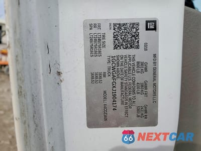 Zdjęcie 13 z 14 samochodu: 2018 CHEVROLET EXPRESS 2500 CARGO DELIVERY VAN VIN:1GCWGAFGXJ1904174 - miniatura