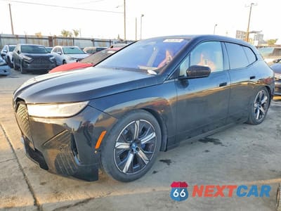 2022 BMW IX XDRIVE50 WB523CF07NCJ69751 - główne zdjęcie licytacji z USA - miniatura