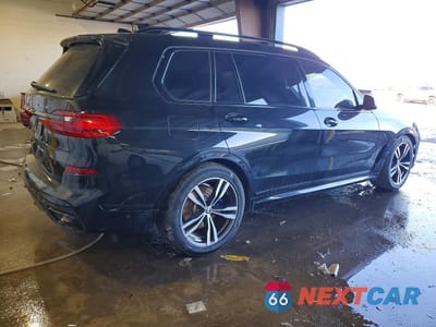 Trzecie zdjęcie samochodu z tyłu: 2022 BMW X7 XDRIVE40I VIN:5UXCW2C03N9K70165 - miniatura