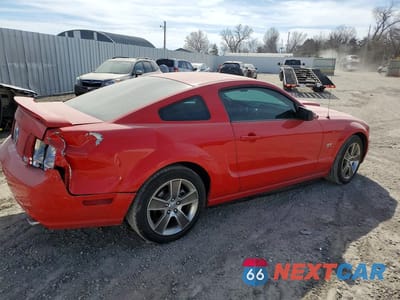 Trzecie zdjęcie samochodu z tyłu: 2008 FORD MUSTANG GT VIN:1ZVHT82H985198651 - miniatura