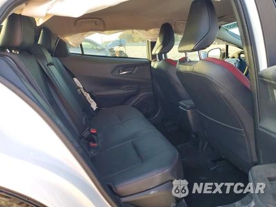 Zdjęcie 10 z 13 samochodu: 2026 TOYOTA PRIUS PLUG-IN HYBRID VIN:JTDACACU9T3054500 - miniatura