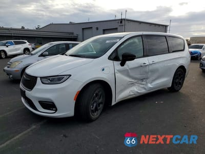 2023 CHRYSLER PACIFICA HYBRID LIMITED 2C4RC1S72PR562707 - główne zdjęcie licytacji z USA - miniatura