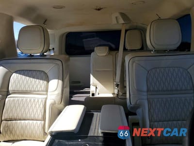 Zdjęcie 10 z 13 samochodu: 2019 LINCOLN NAVIGATOR BLACK LABEL VIN:5LMJJ2TT2KEL06859 - miniatura