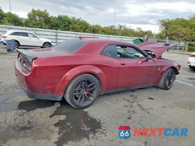 Trzecie zdjęcie samochodu z tyłu: 2018 DODGE CHALLENGER SRT HELLCAT VIN:2C3CDZC99JH149704 - miniatura