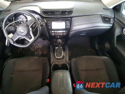 Zdjęcie 8 z 13 samochodu: 2017 NISSAN ROGUE SV VIN:5N1AT2MV2HC860971 - miniatura
