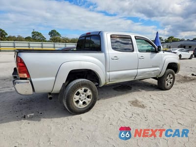 Trzecie zdjęcie samochodu z tyłu: 2005 TOYOTA TACOMA DOUBLE CAB VIN:5TELU42N25Z070575 - miniatura