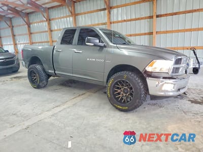Czwarte zdjęcie samochodu z boku: 2012 DODGE RAM 1500 SLT VIN:1C6RD7GT1CS177628 - miniatura