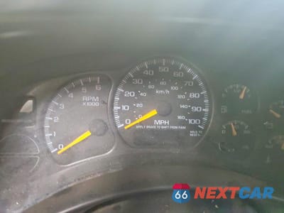 Zdjęcie 9 z 12 samochodu: 2001 CHEVROLET SILVERADO K1500 VIN:2GCEK19T611124699 - miniatura