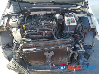 Zdjęcie 11 z 12 samochodu: 2018 VOLKSWAGEN GOLF R VIN:WVWWF7AU6JW182546 - miniatura