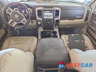 Zdjęcie 8 z 13 samochodu: 2015 RAM 1500 LARAMIE VIN:1C6RR6NM0FS581449 - miniatura
