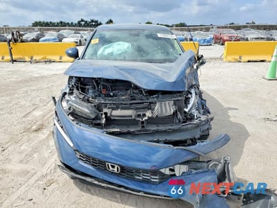 Piąte zdjęcie samochodu w środku: 2025 HONDA CIVIC LX VIN:2HGFE2F26SH582542 - miniatura