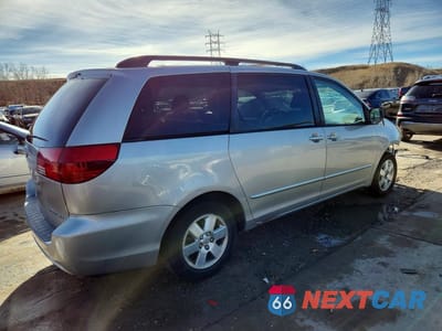 Trzecie zdjęcie samochodu z tyłu: 2005 TOYOTA SIENNA CE VIN:5TDZA23C25S336775 - miniatura