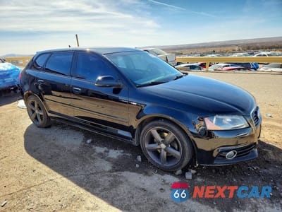 Czwarte zdjęcie samochodu z boku: 2013 AUDI A3 PREMIUM PLUS VIN:WAUKJAFM6DA032616 - miniatura