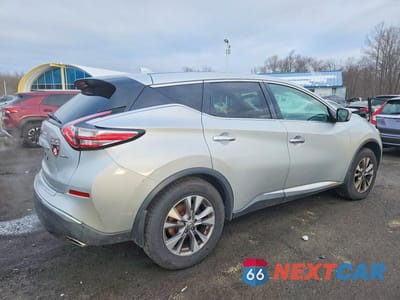 Trzecie zdjęcie samochodu z tyłu: 2017 NISSAN MURANO S VIN:5N1AZ2MH8HN124047 - miniatura