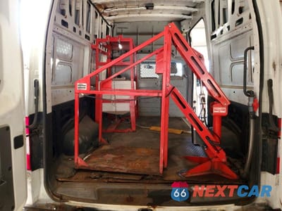 Zdjęcie 10 z 12 samochodu: 2015 NISSAN NV2500 UTILITY / SERVICE VAN VIN:1N6BF0LY5FN800049 - miniatura