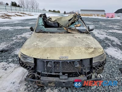 Piąte zdjęcie samochodu w środku: 2014 JEEP GRAND CHEROKEE SUMMIT VIN:1C4RJFJM2EC342631 - miniatura