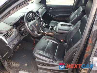 Zdjęcie 7 z 13 samochodu: 2020 CHEVROLET SUBURBAN K1500 LT VIN:1GNSKHKC3LR263499 - miniatura