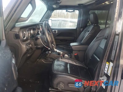 Zdjęcie 7 z 12 samochodu: 2019 JEEP WRANGLER UNLIMITED SAHARA VIN:1C4HJXEG9KW563188 - miniatura