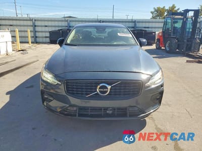 Piąte zdjęcie samochodu w środku: 2024 VOLVO S60 CORE VIN:7JRL12TK7RG296319 - miniatura