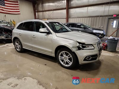 Czwarte zdjęcie samochodu z boku: 2014 AUDI Q5 PRESTIGE VIN:WA1WGAFP3EA109077 - miniatura